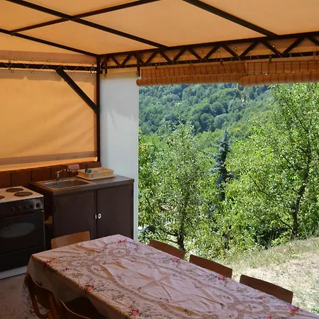 Ferienhaus Vikendica Na Rancu Lisa *